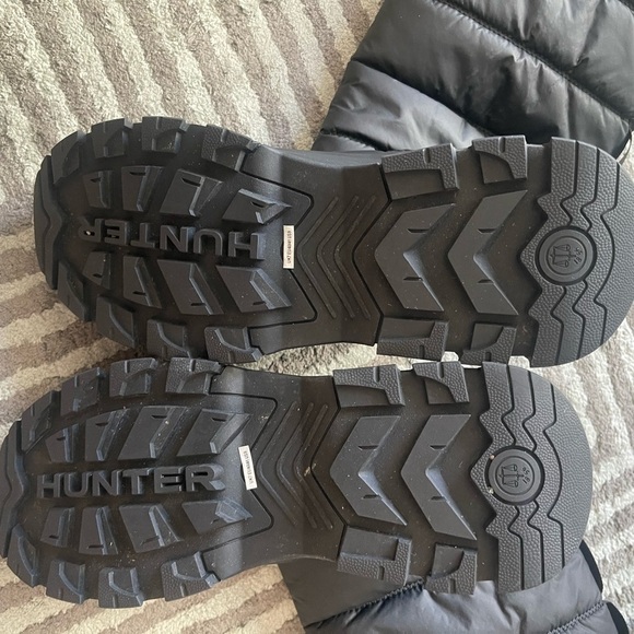 Hunter Black Quilted Boots - Picture 4 of 10